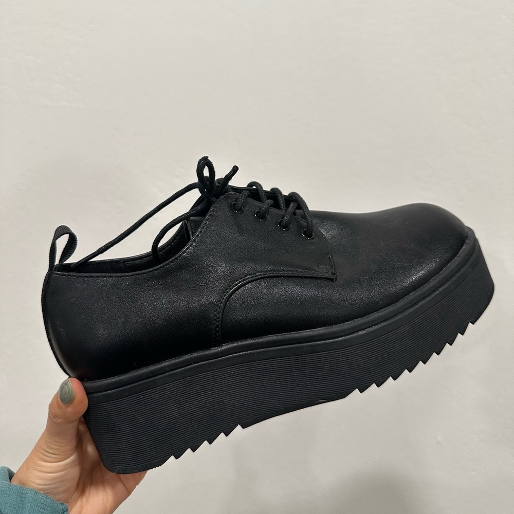 Womens Oxford platform shoes